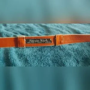 Vintage Alexis Kirk belt with 4 horses accessory. Reptile skin Vintage 80s Alexis Kirk Beige Reptile Skin Interlocking  main image 3